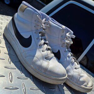 Nike Court Royale 2 Mid